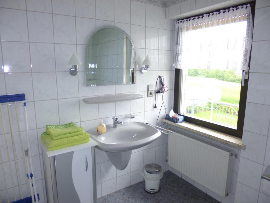 Appartement Haus Wendling à Blankenrath Chambre photo